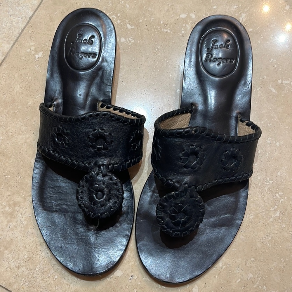 Women’s Black leather Jack Roger Sandals size 7M